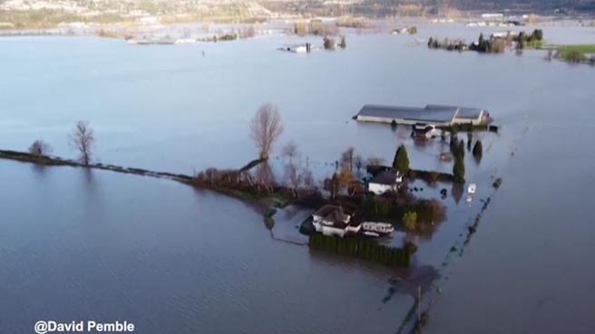 Canada, le riprese aeree di Abbotsford dopo il maltempo: la