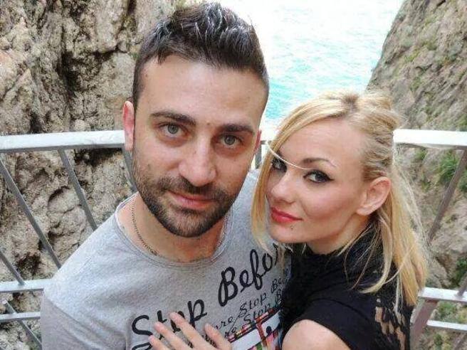 L’ex miss Campania Annamaria Sorrentino caduta dal balcone: «Fuggiva dal