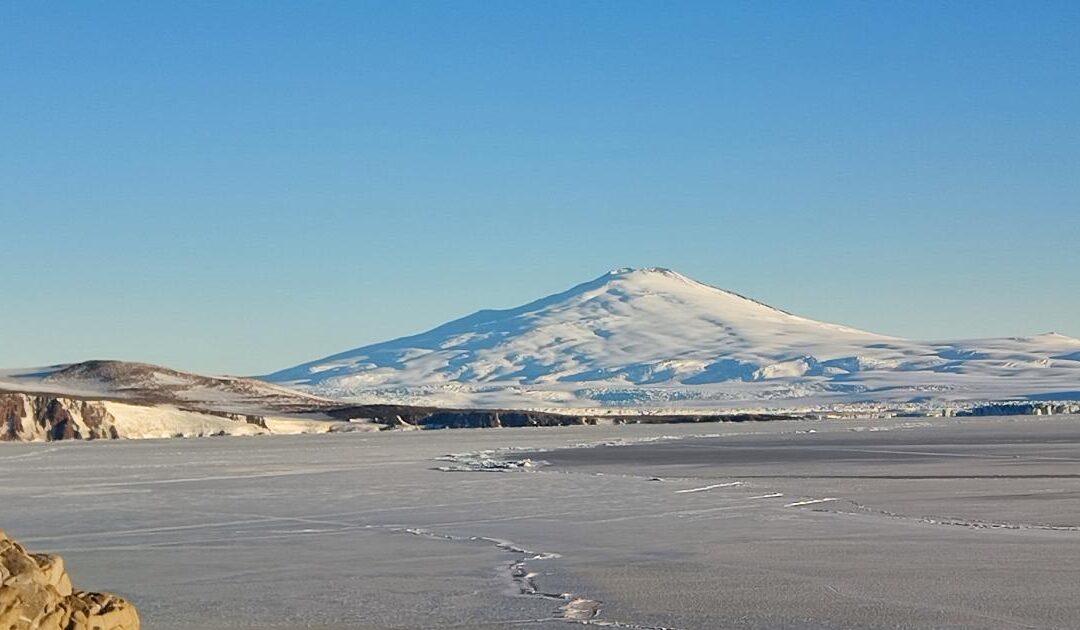 I vulcani, il clima e la vita in Antartide