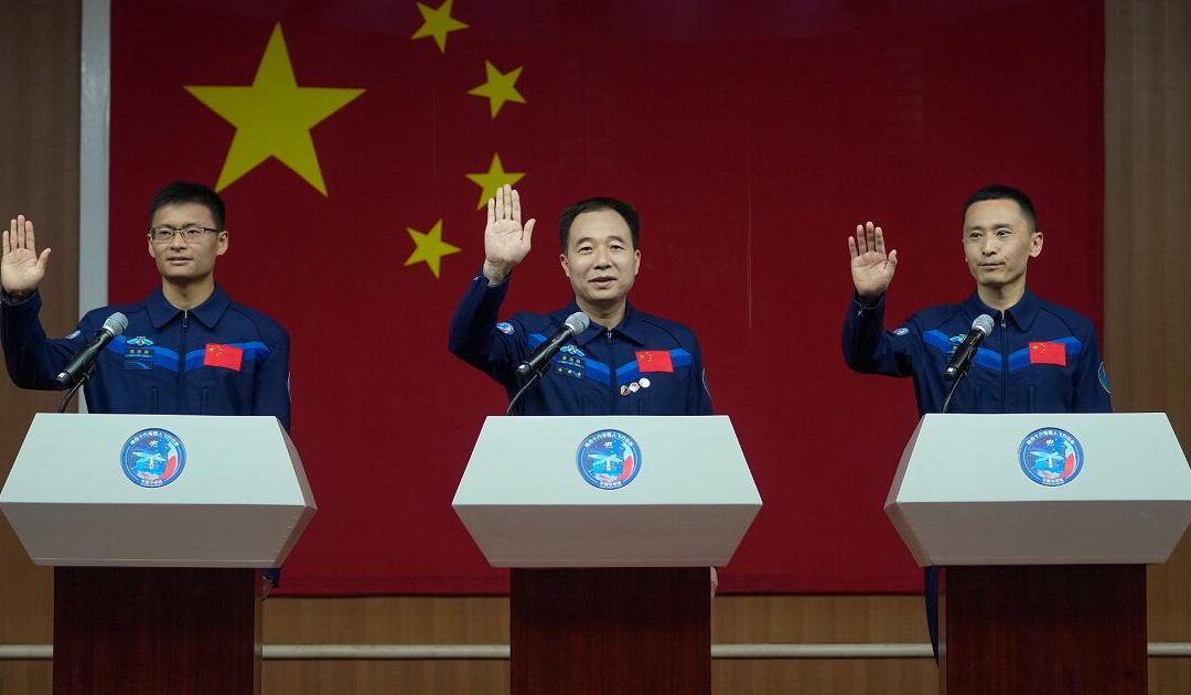 La Cina invia il suo primo astronauta civile nello spazio, è un professore universitario