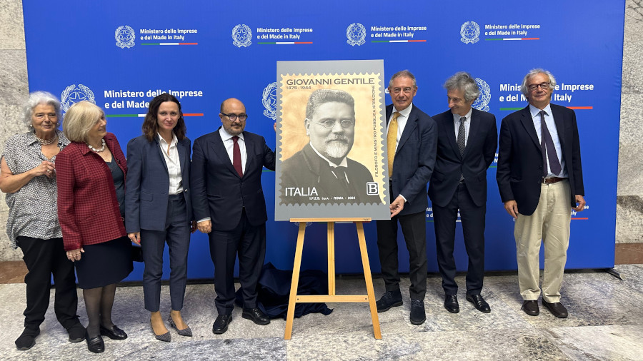 Presentato il francobollo commemorativo di Giovanni Gentile, nell’80° anniversario della scomparsa