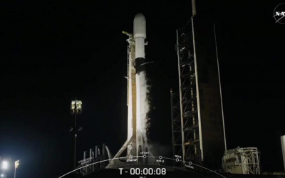 C’è acqua sulla Luna? Un satellite lanciato dalla Nasa ce lo dirà