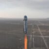 Blue Origin porta Katy Perry nello spazio: il momento del lancio della navicella New Shepard