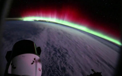 Un tuffo nell’aurora boreale: lo spettacolare video in timelapse dell’astronauta