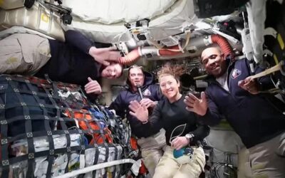 Artemis II, il primo video messaggio dell’equipaggio in missione: “Emozionati come bambini”