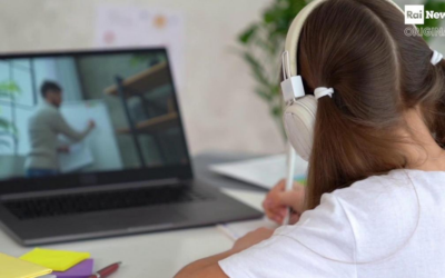 Non solo libri ma anche pc e smartphone: la Gen Z studia anche con YouTube
