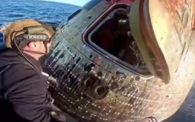 Artemis II, un nuovo video mostra il momento dell’apertura della capsula Orion dopo l’ammaraggio