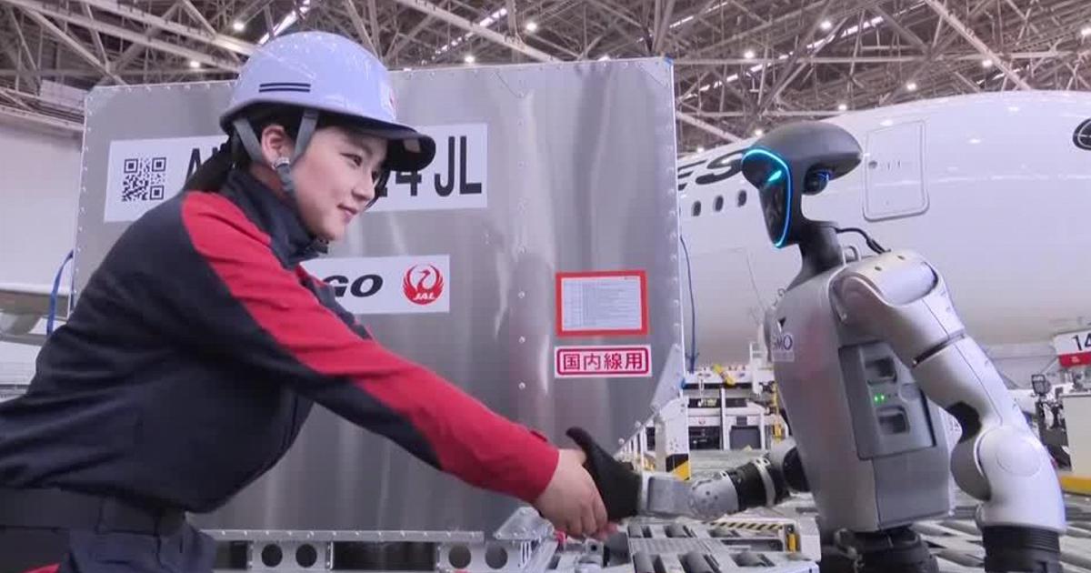 1777461232062_TZLOPRPRTRMADPBASEIMAGEXJAPANROBOTAIRPORT.JPG Un robot umanoide addetto ai bagagli: il test all’aeroporto di Tokyo