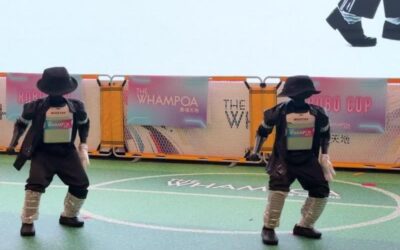 Moonwalk dei robot umanoidi: ballano come Michael Jackson e giocano a calcio ad Hong Kong